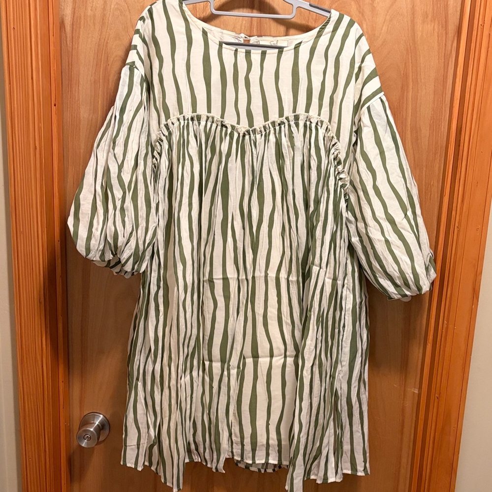 Easel Green and Cream Striped Top